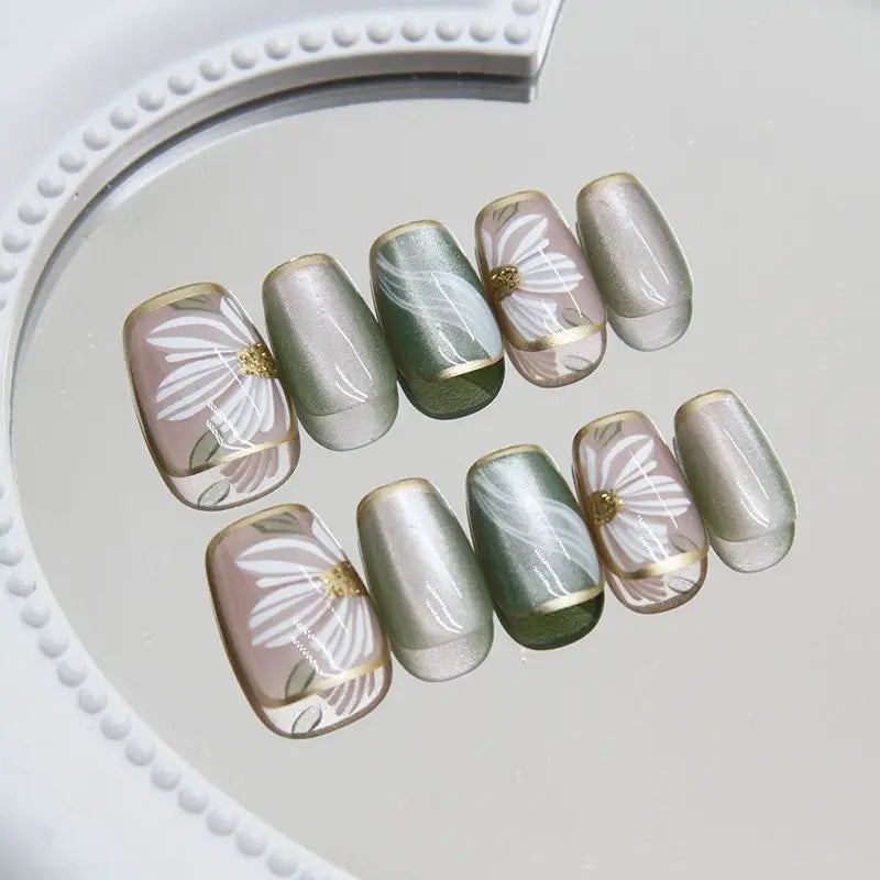 Uñas postizas (variedades)