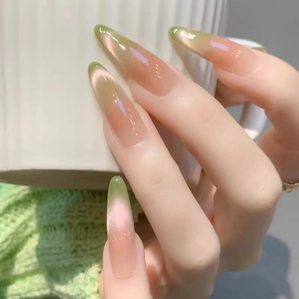 Uñas postizas