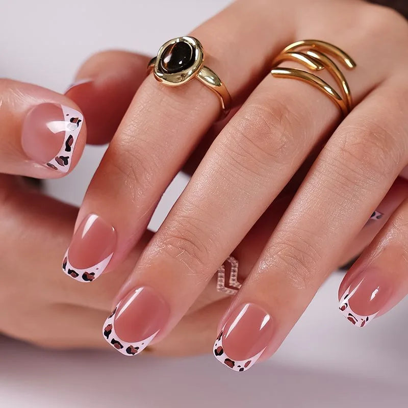 Uñas postizas