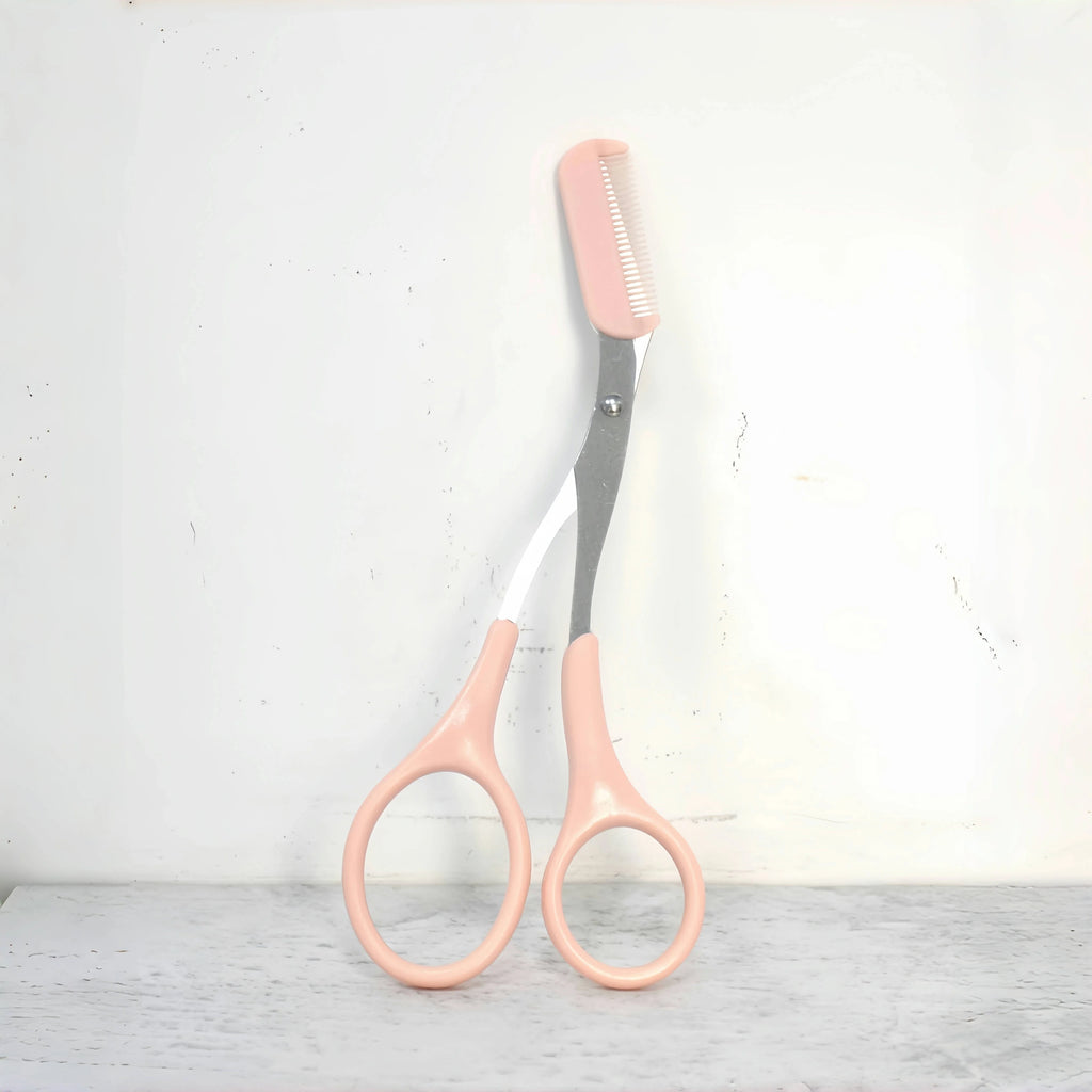 Tijera para cejas